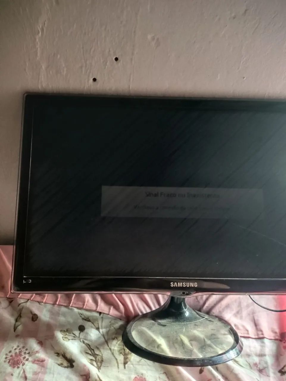 Televisor Samsung 27 polegadas por apenas 300 reais promoção 