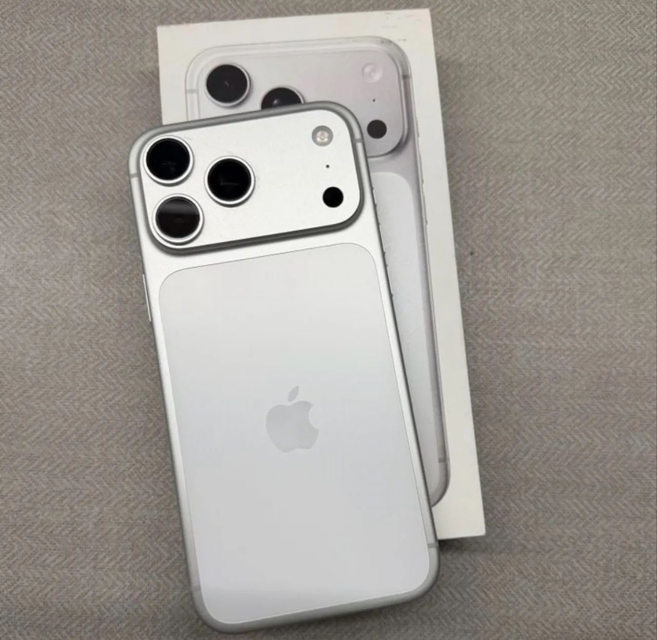 iPhone 17 pro Max 