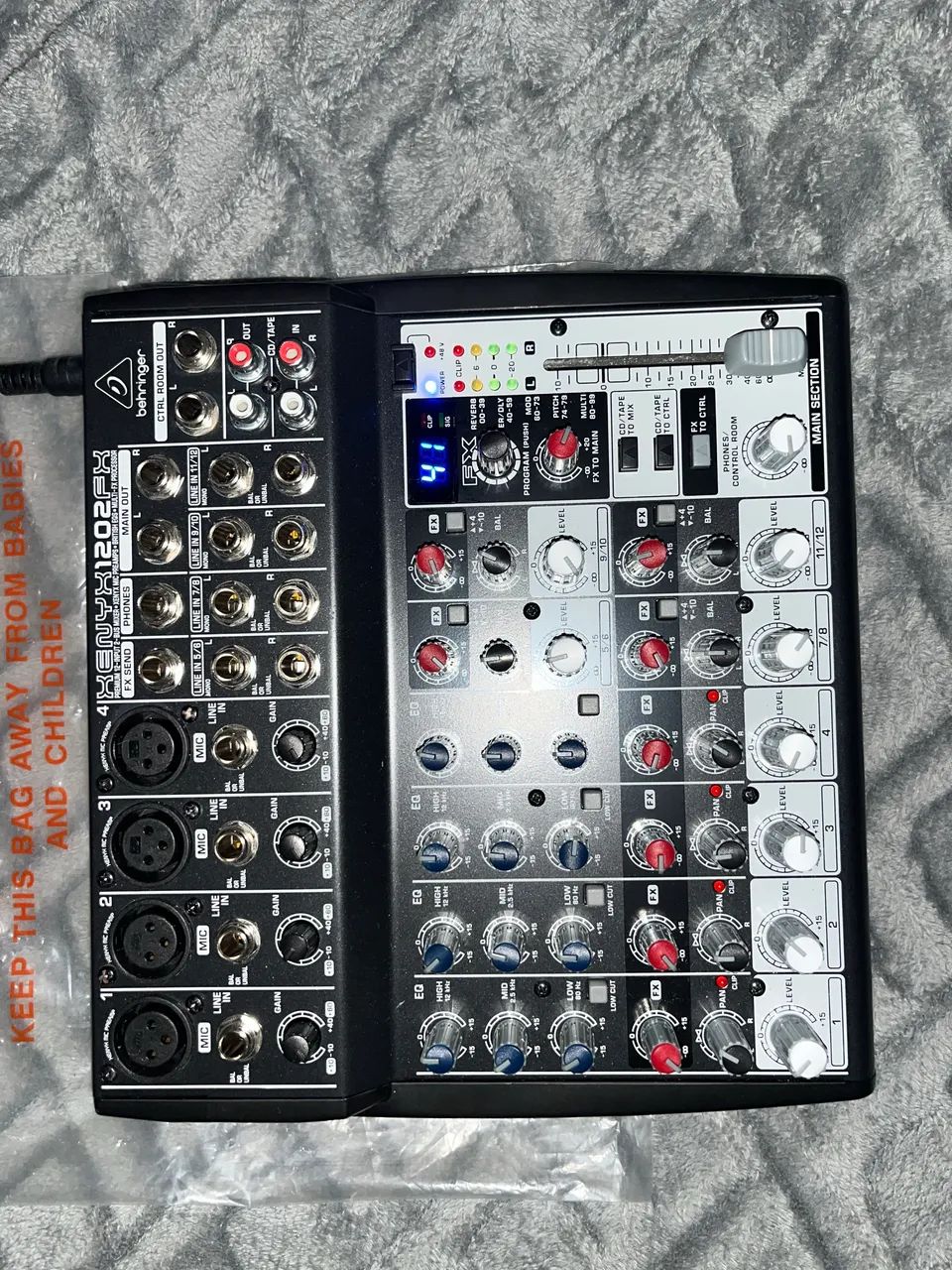 Mesa de som xenyx 1202fx  - Foto 4