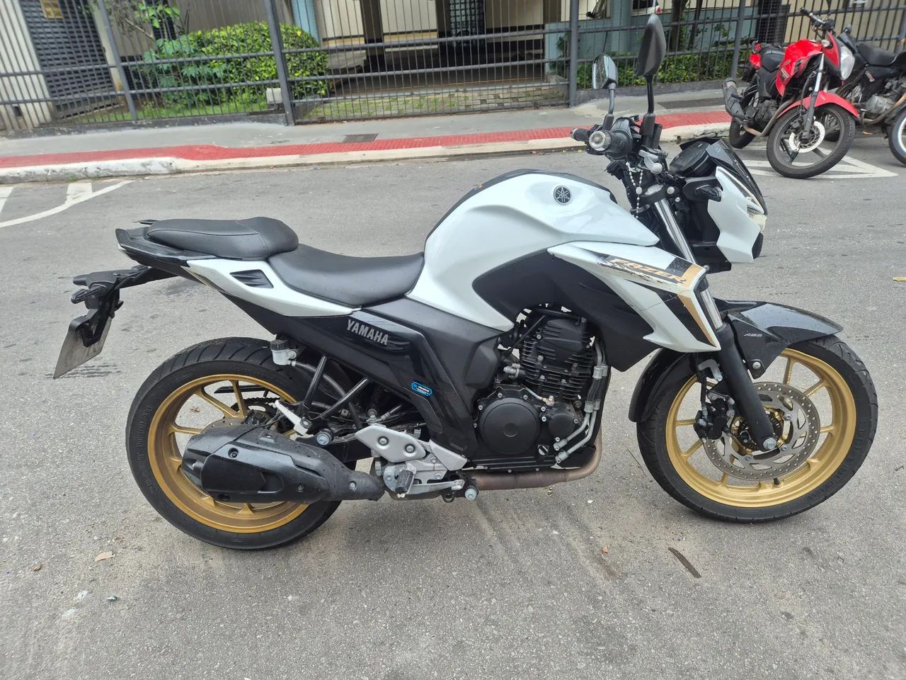Fazer 250 - Foto 2