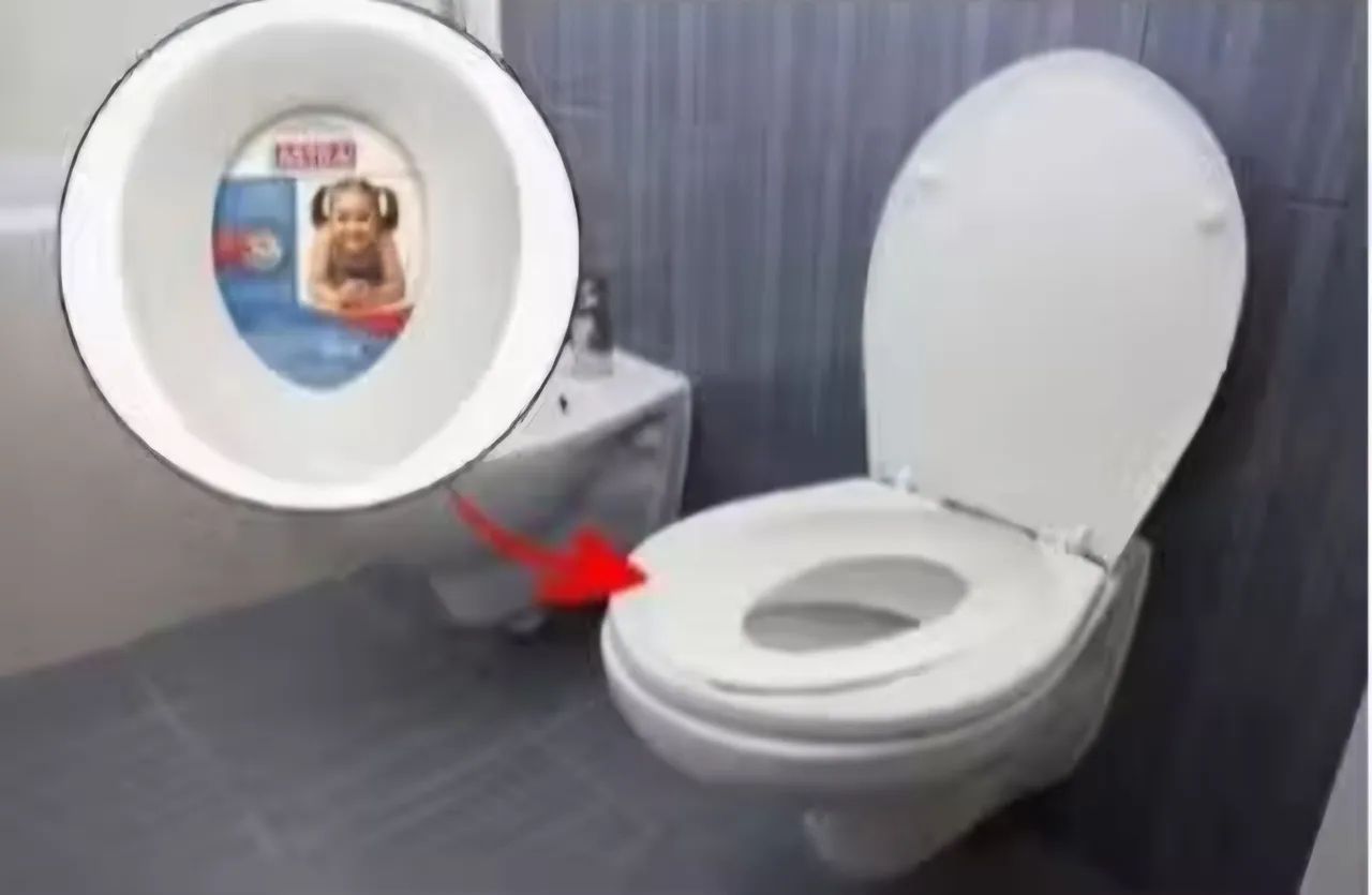 Redutor de assento para vaso sanitário infantil