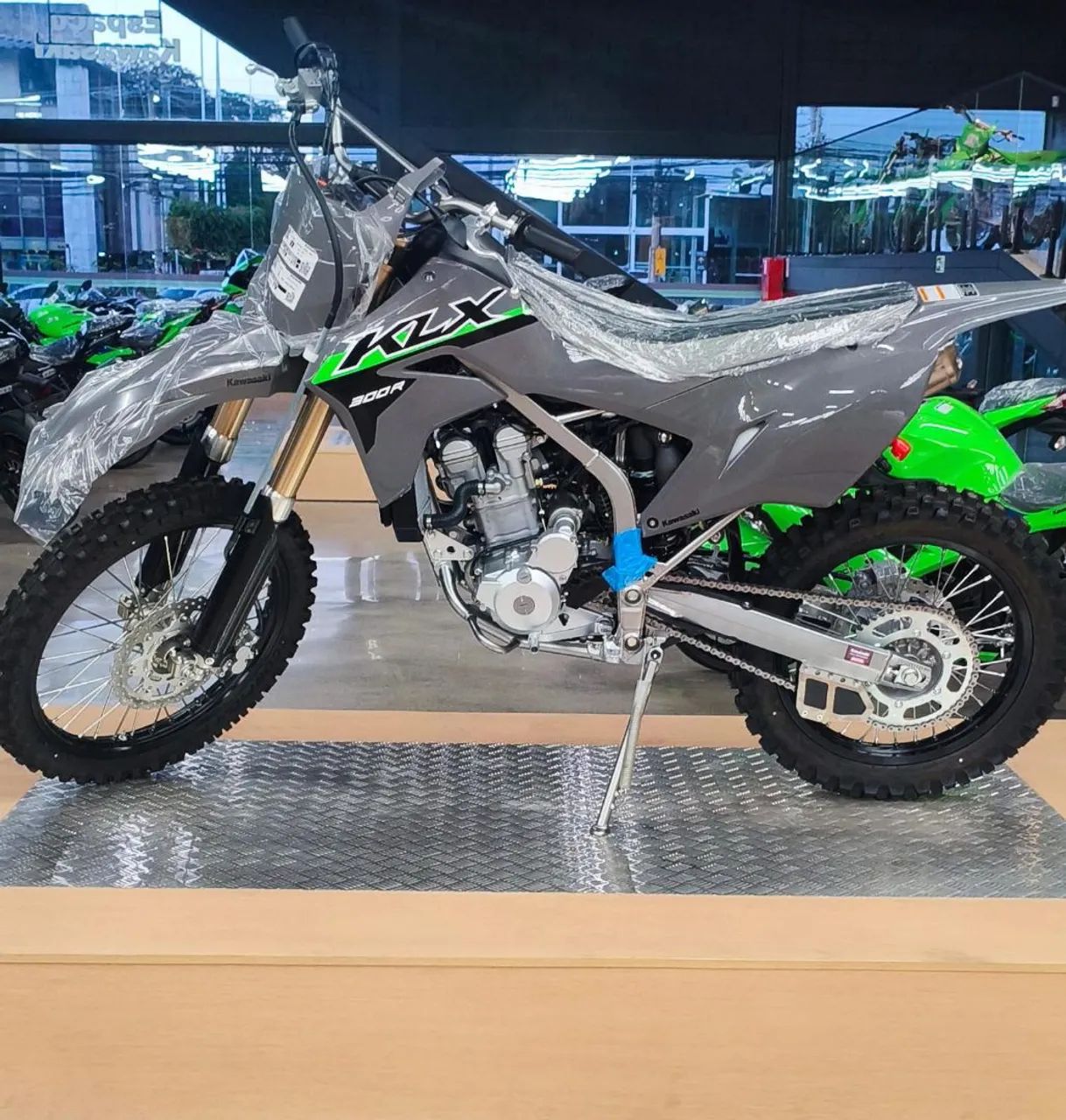 KLX 300 R - Foto 2