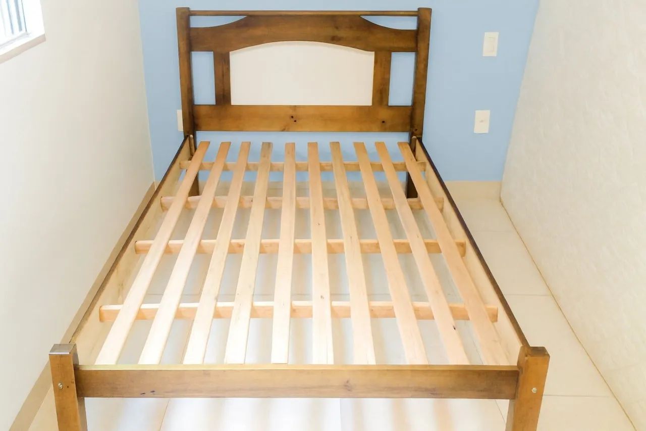 Cama casal madeira nova embalada entrego  - Foto 2