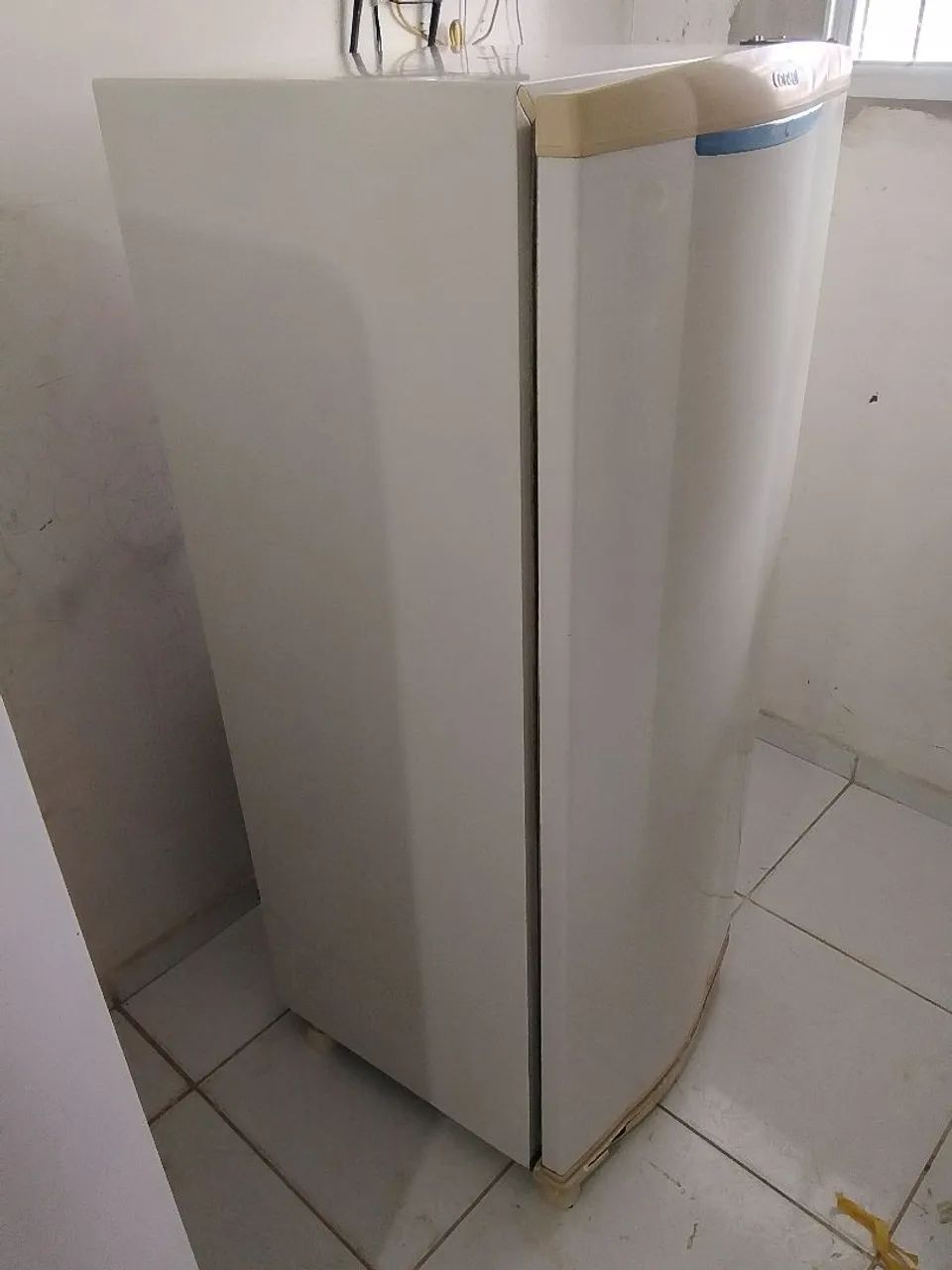 vende-se geladeira Consul bem conservada  - Foto 3