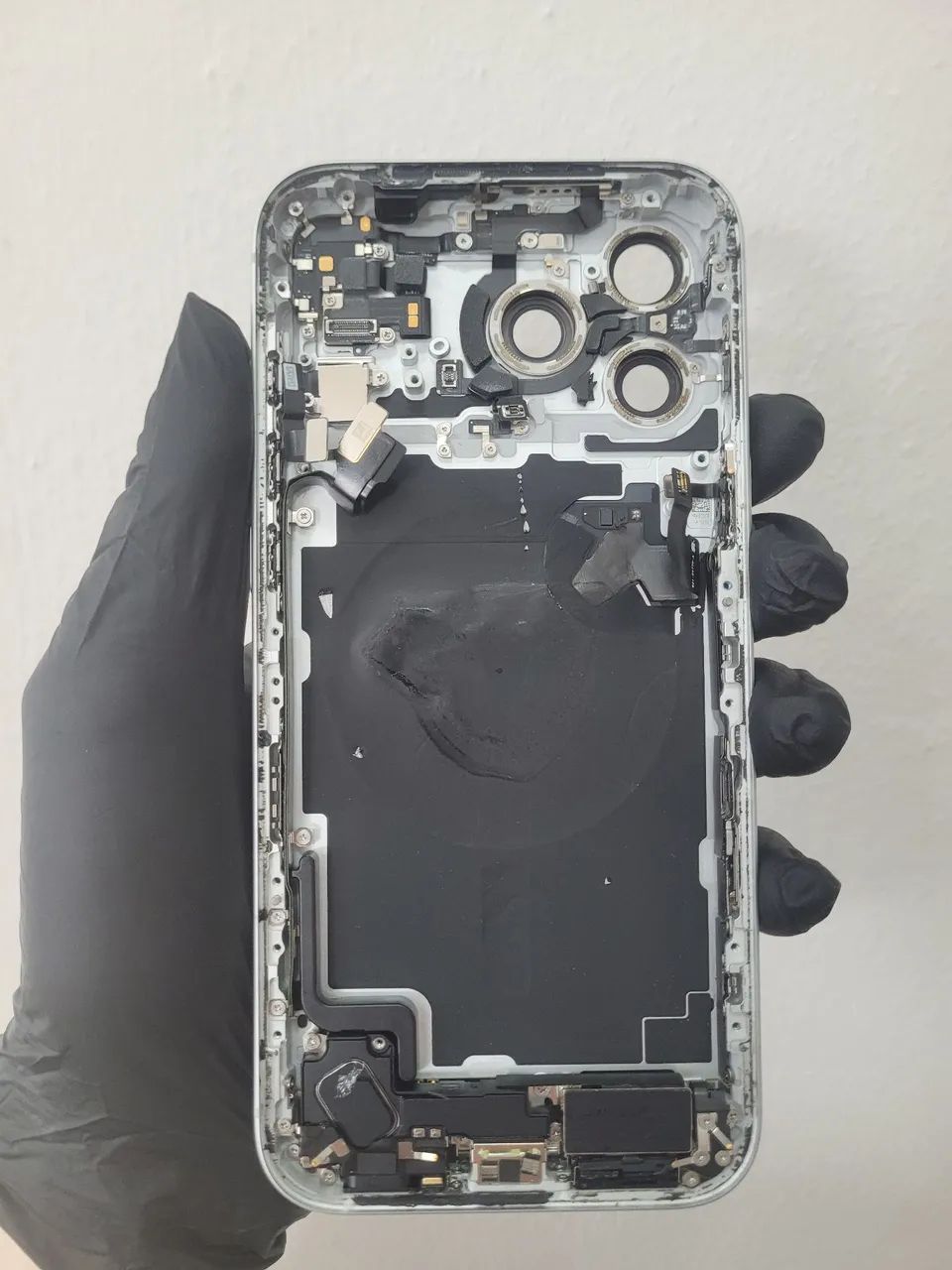 Carcaça iPhone 17 Pro Max Original Usada E-SIM Sem Chip<br>Código SKU: - Foto 2