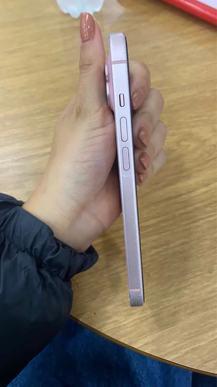 Iphone 15 128gb bateria 89% - Foto 2
