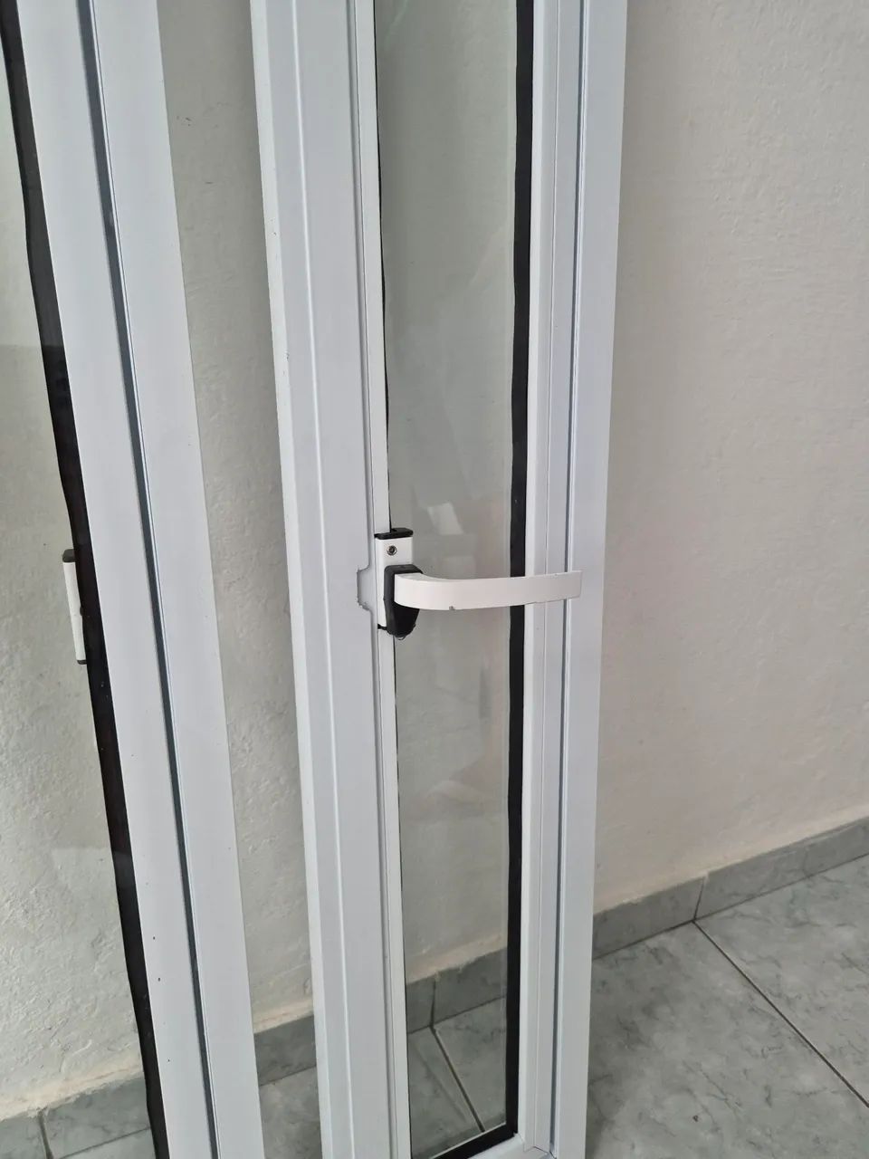 Janelas pivotante - Foto 2