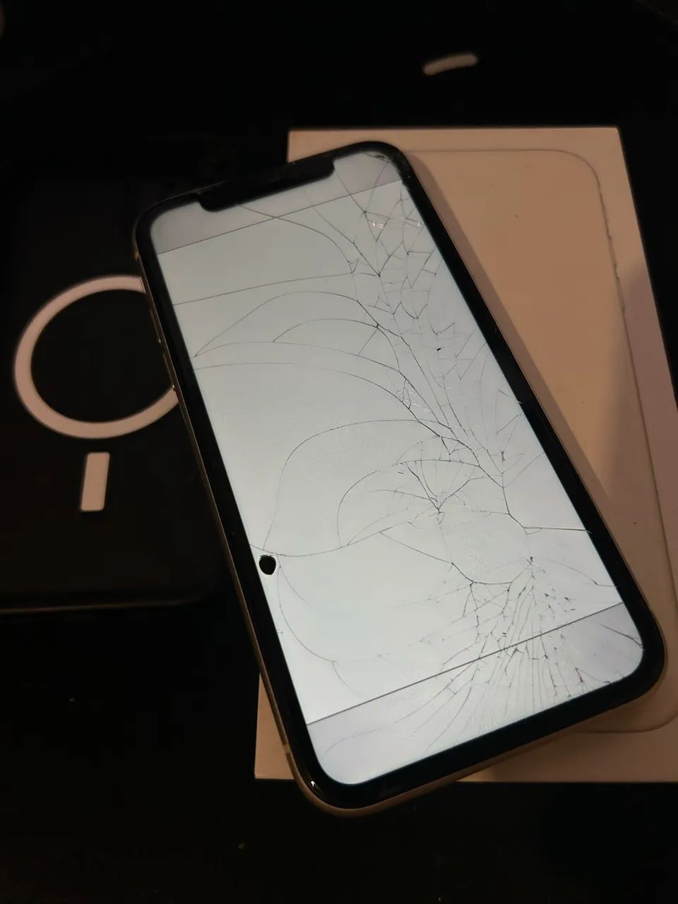 iPhone 11 128gb leia a descrição  - Foto 4