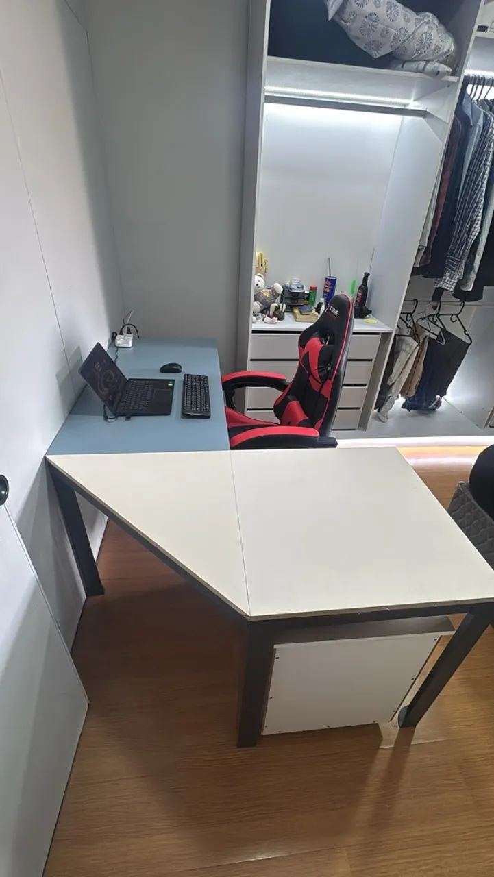 Mesa em L com base de ferro ,cor cinza  - Foto 3