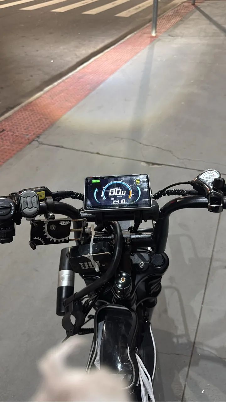Bike Elétrica V8 Pró 