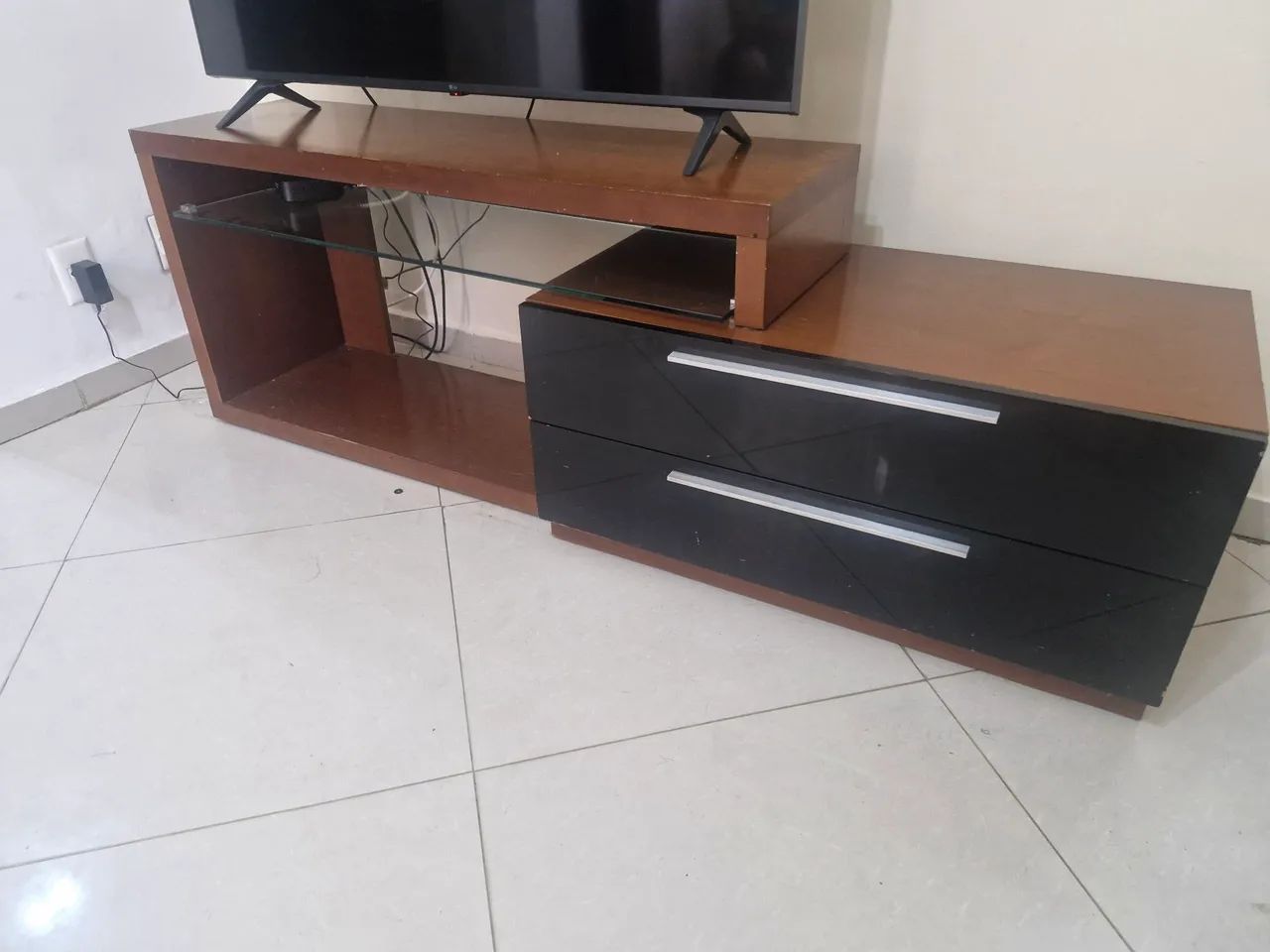 Rack Retrátil para TV
