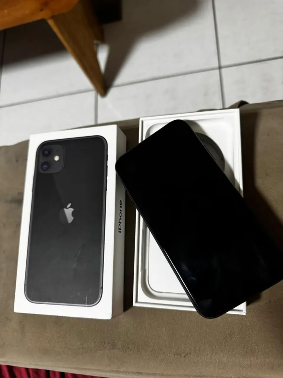 iPhone 11 64GB 79% de saude - Foto 2