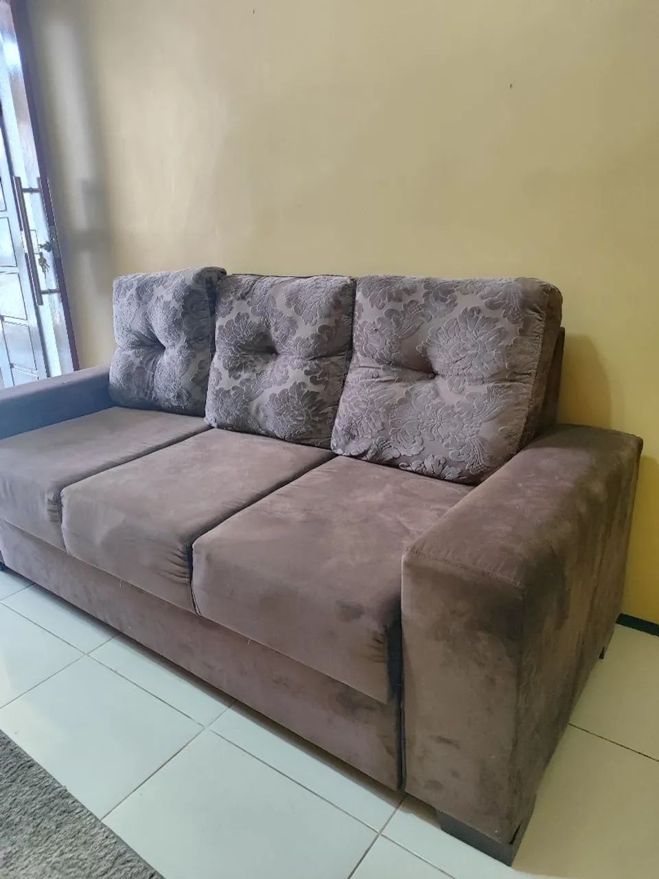Sofá 3 lugares semi novo - Foto 2