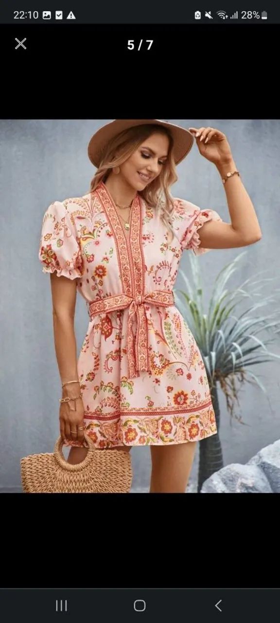 Vestido curto floral