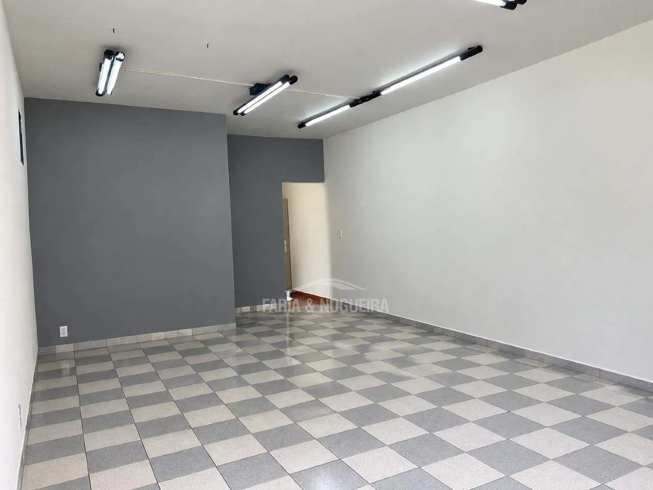 Salão para aluguel, 3 quartos, Centro - Rio Claro/SP - Foto 2