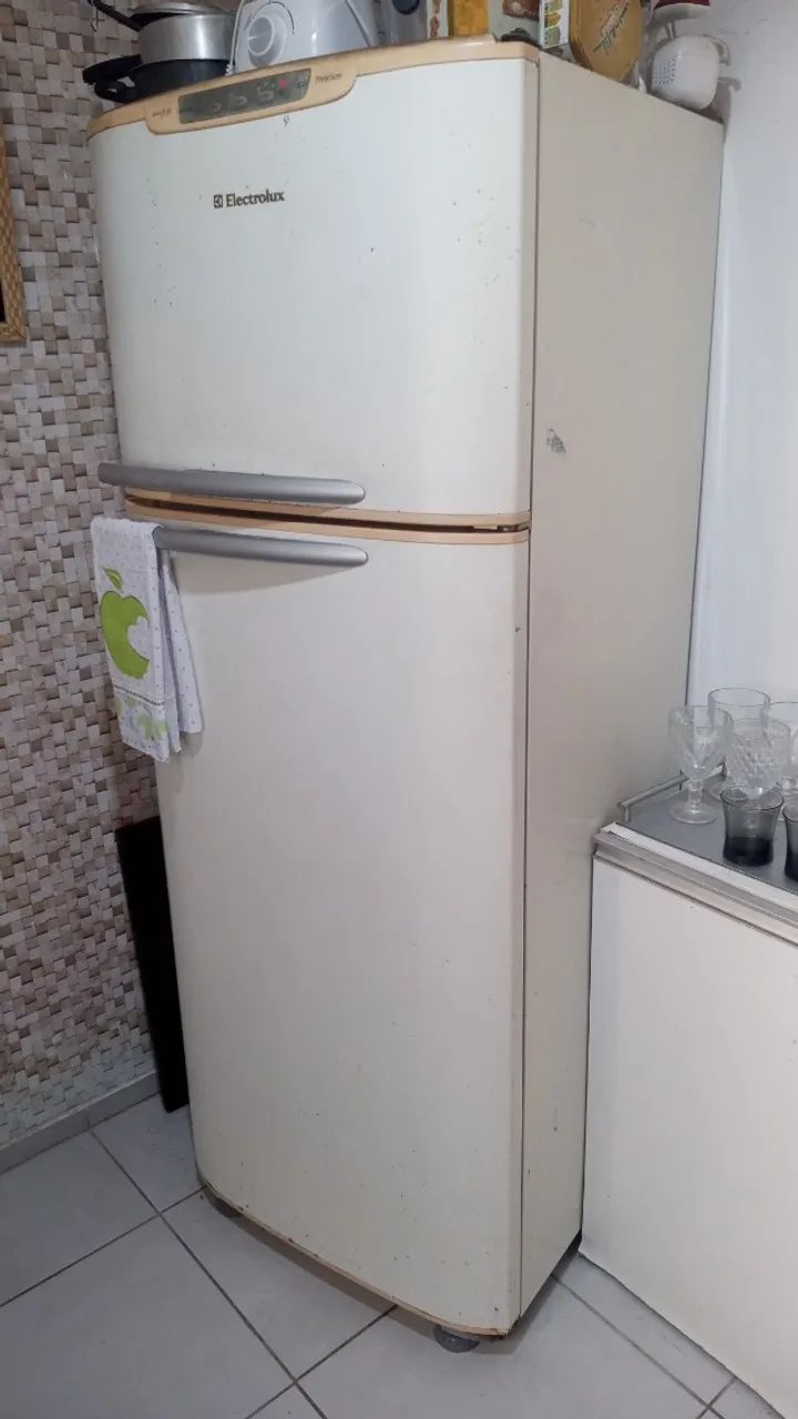 Geladeira Eletrolux funcionando bem - Foto 2