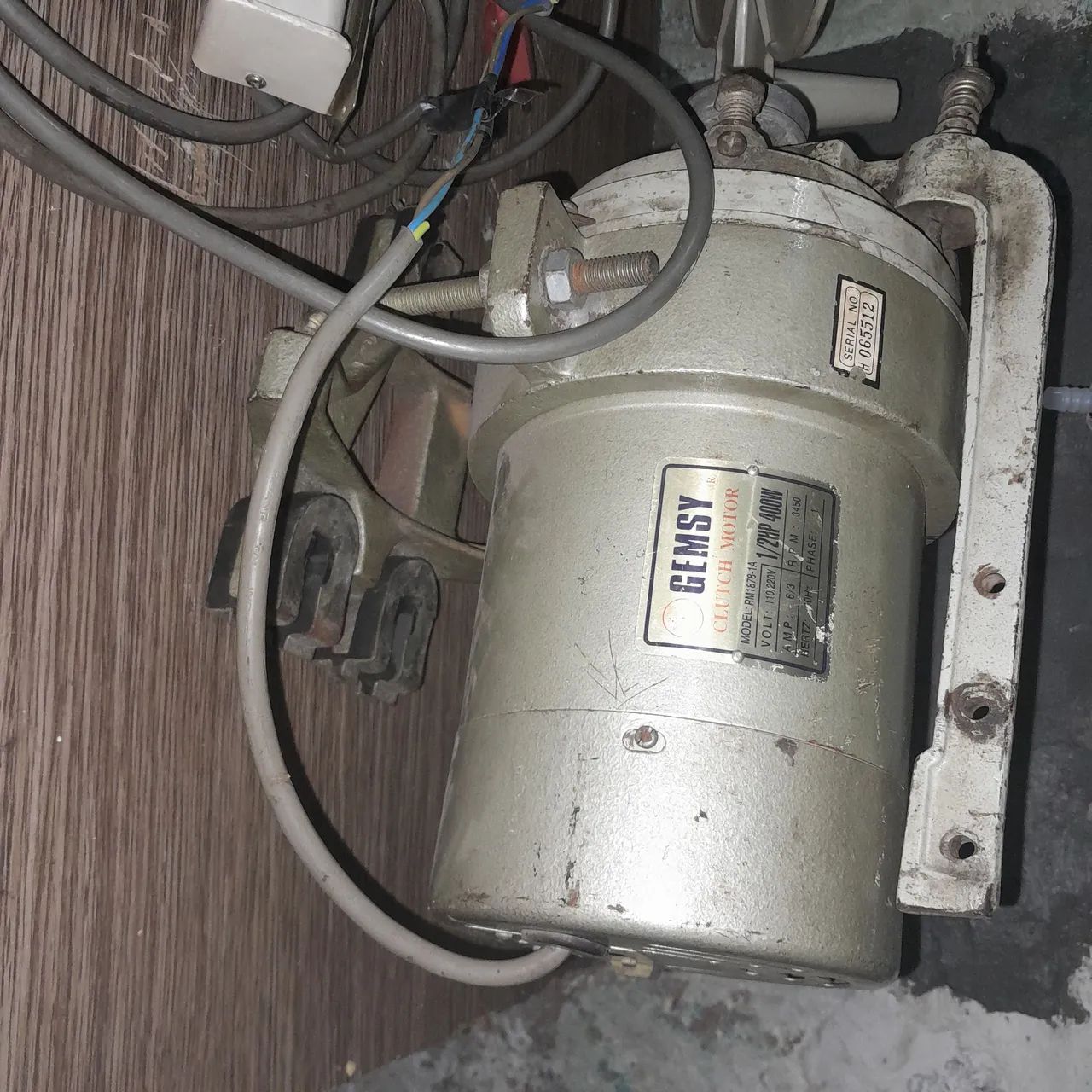 MOTOR DE ALTA ROTAÇÃO FUNCIONANDO PERFEITAMENTE NO BAIRRO JARDIM BRASIL VALOR 380 REAIS  - Foto 6