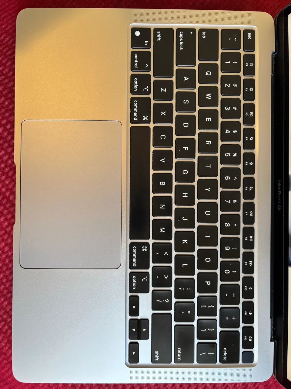 MacBook Air 13" M1 2020 - 8GB RAM / 256GB SSD - Foto 3