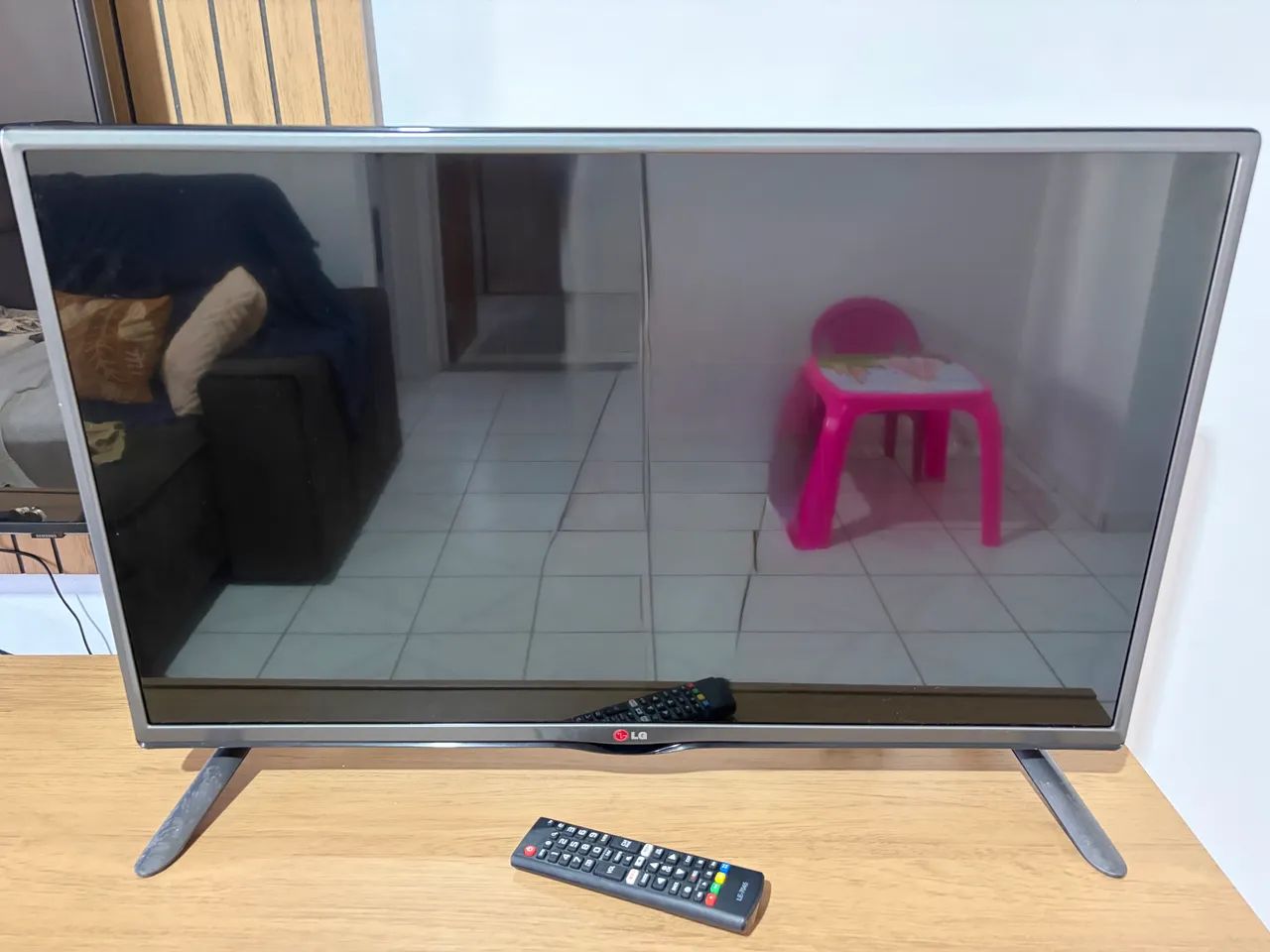 TV - LG 32 polegadas (NOVÍSSIMA)