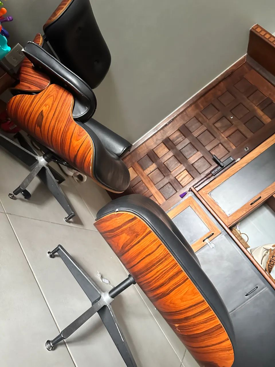 Poltrona Charles Eames Preto - Foto 5