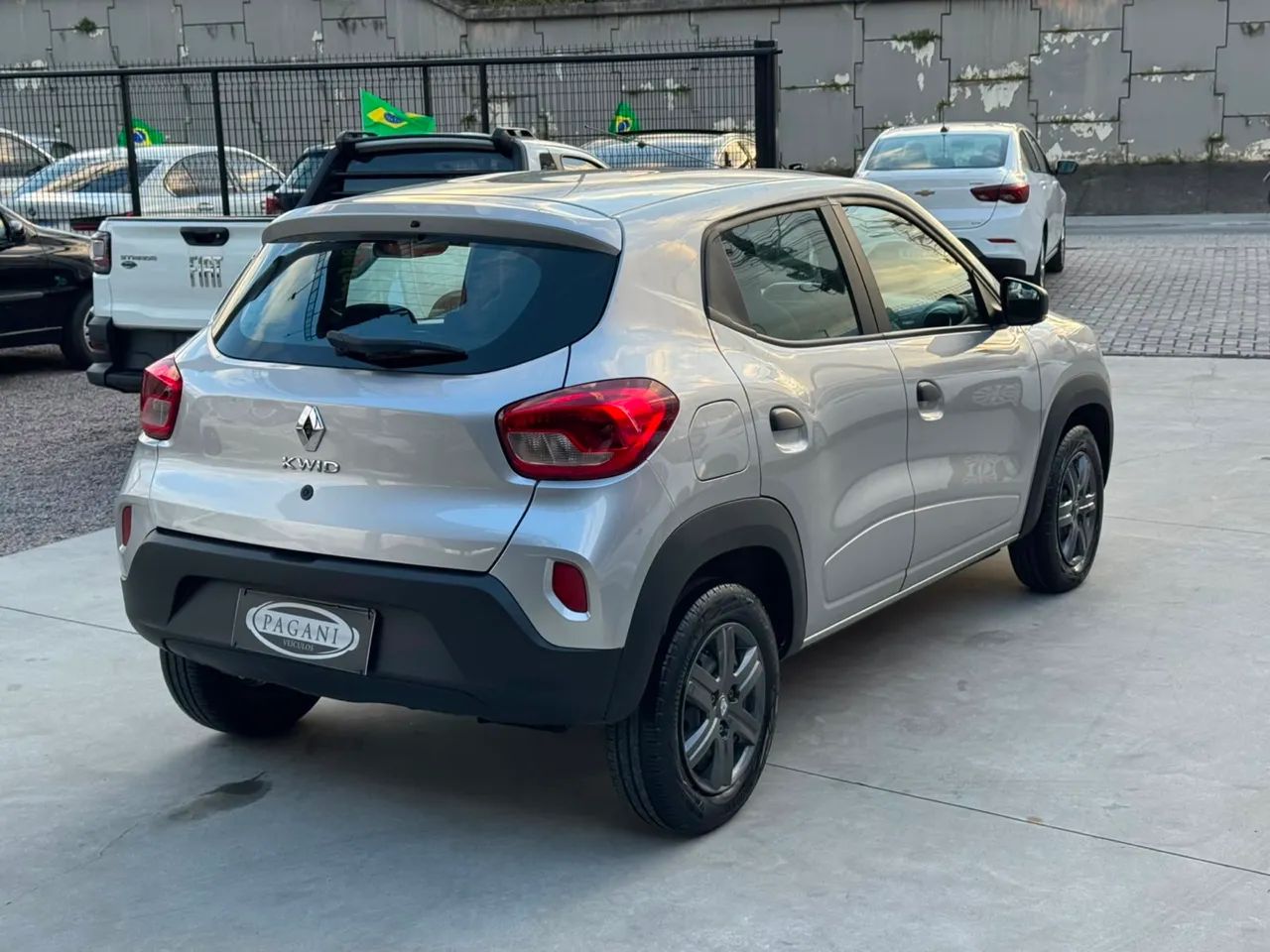 Renault Kwid Zen 1.0 Flex 12V 5P Mec. 2026 - Foto 4
