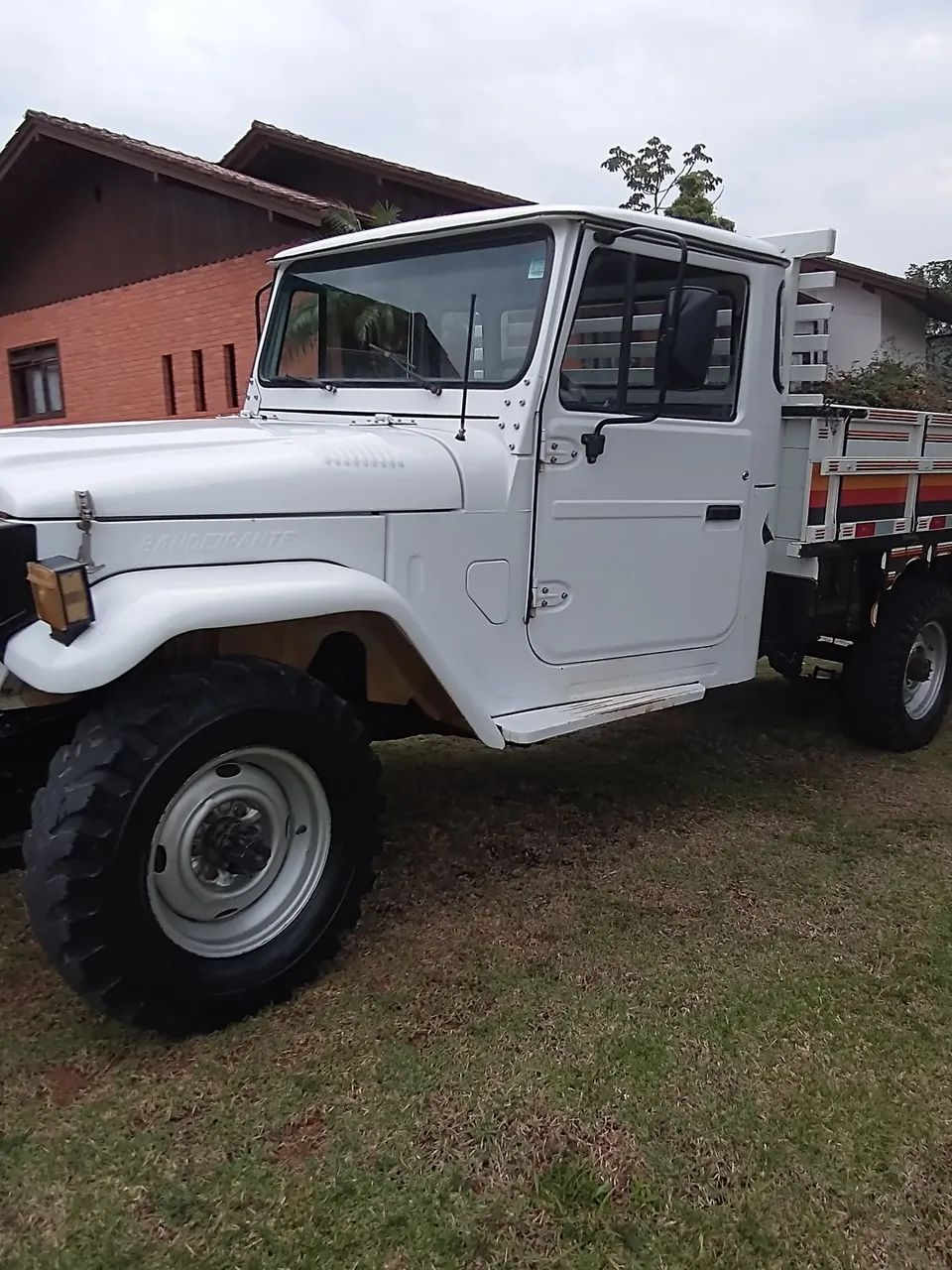 Toyota Band.Jipe Cap.de Aço Chas. Curto Diesel 1993