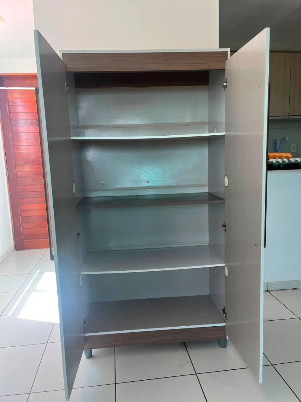 Guarda roupa de solteiro 2 portas - Foto 2