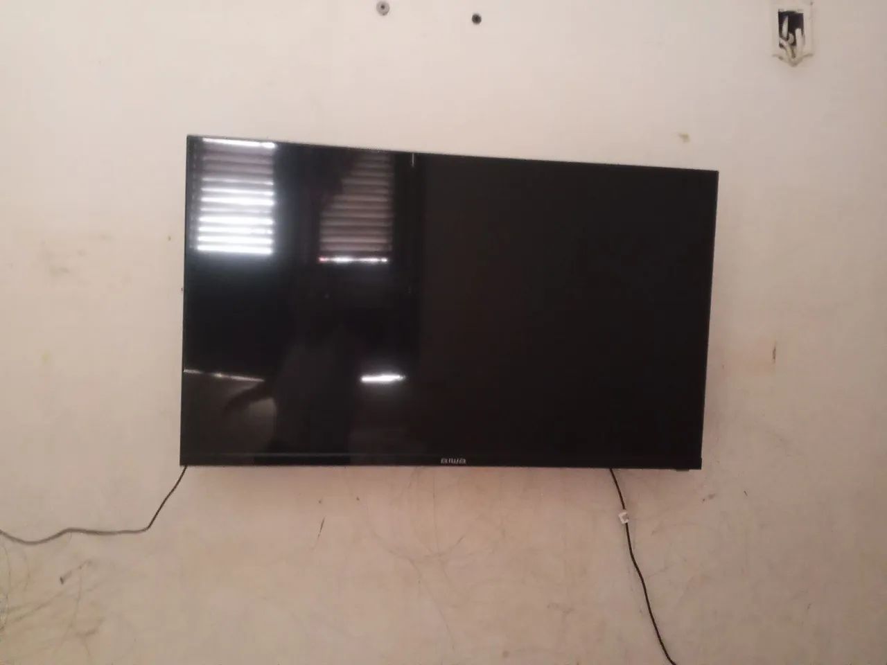 Vendo está TV 32 polegadas smart tv. Pega internet. - Foto 2
