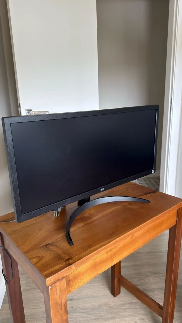 Monitor LG UltraWide 26 - Foto 2