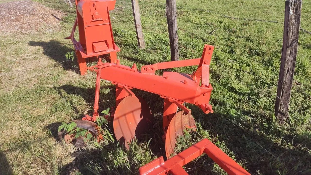 Arado de quadra 2 bacias