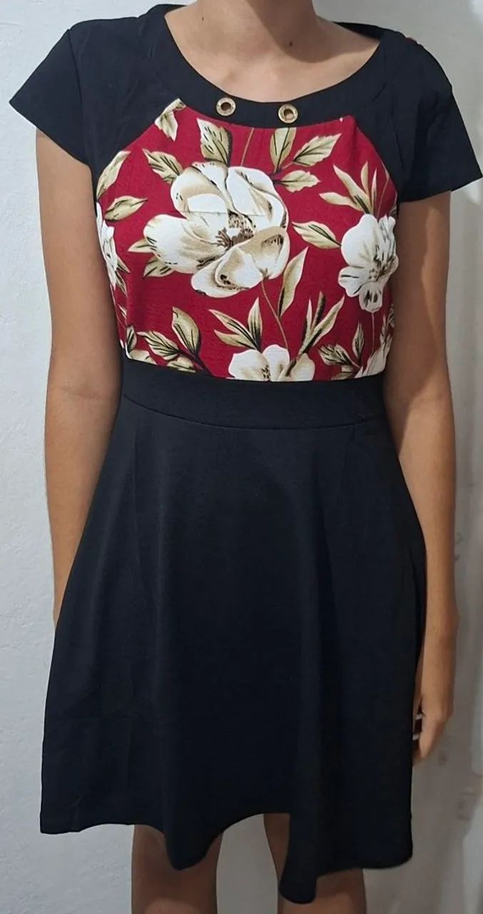 Vestido vermelho e preto tamanho P e M moda cristã 