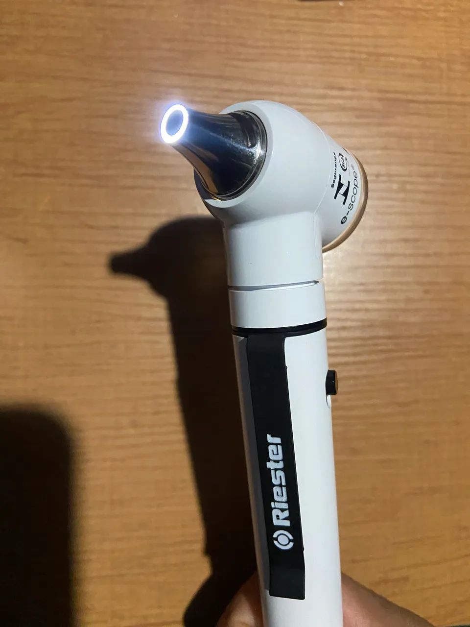 Otoscópio Riester e-scope® Alemão Original - Funcionando Perfeitamente + Estojo - Foto 2