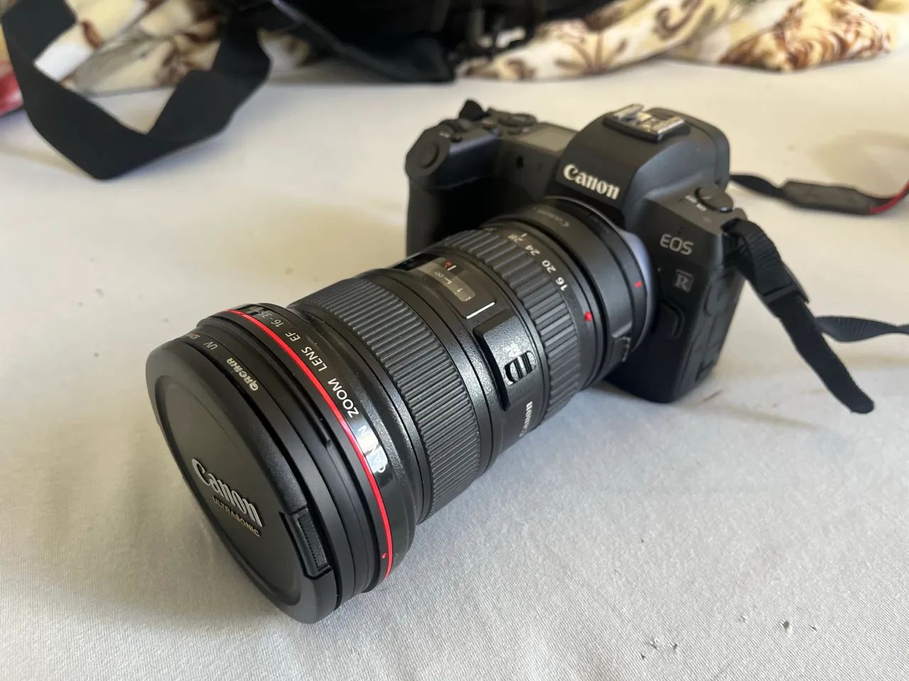 Câmera Canon EOS R  - Foto 2