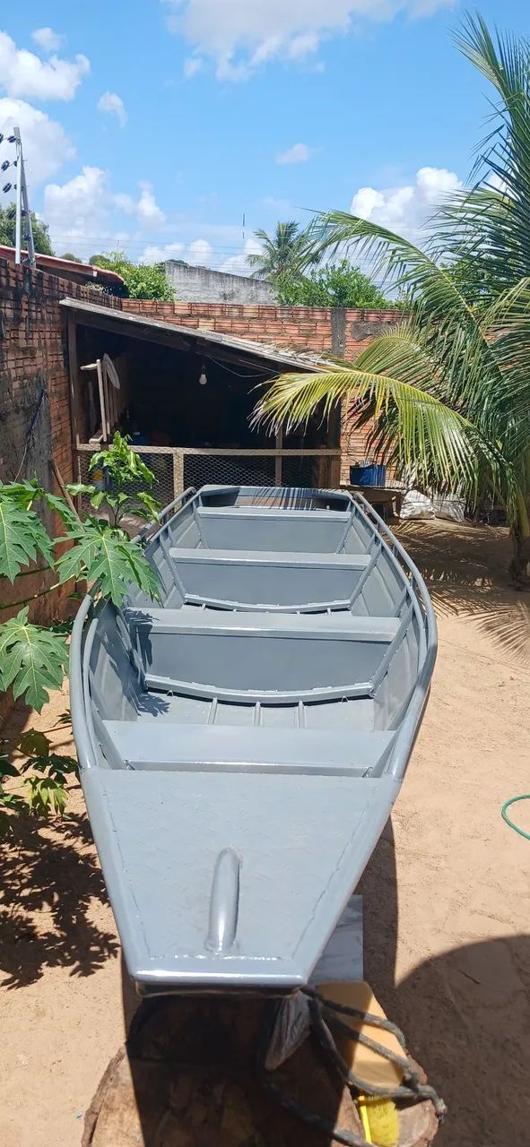 VENDE-SE CANOA DE ALUMÍNIO - BORDADO BAIXO - Foto 5
