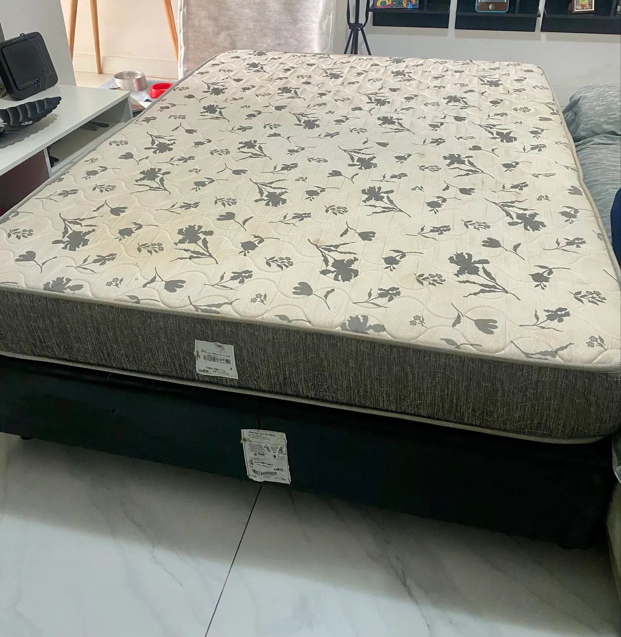 Cama de casal (box + colchão) - Foto 5