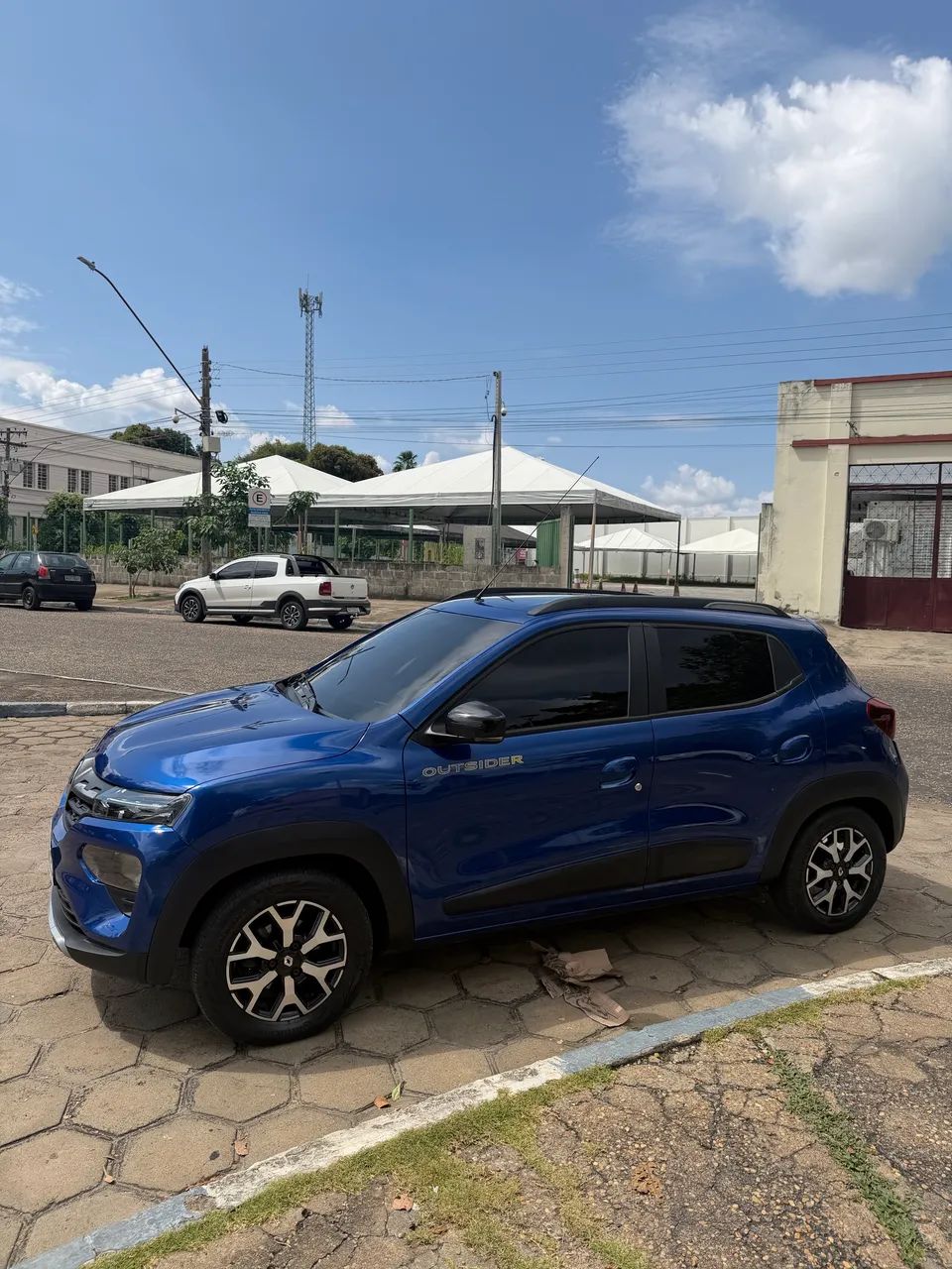 Renault Kwid Outsider 1.0 Flex 12V 5P Mec. 2025