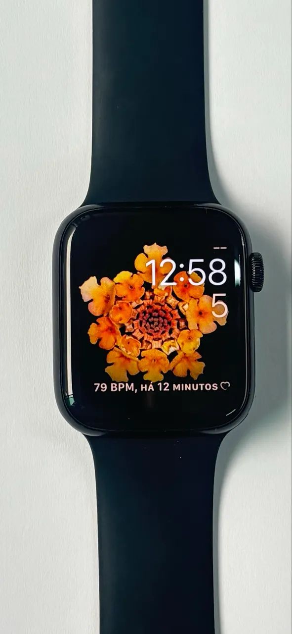Apple Watch SE 44 mm (Gen 2)