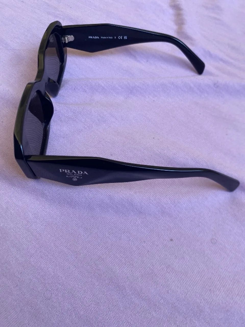 Óculos de sol Prada Symbole (modelo SPR 17W-F) - Foto 3