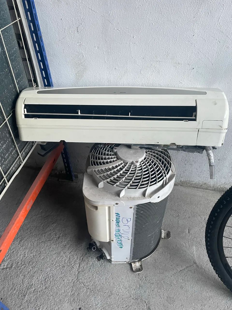 AR CONDICIONADO 12k BTUS 