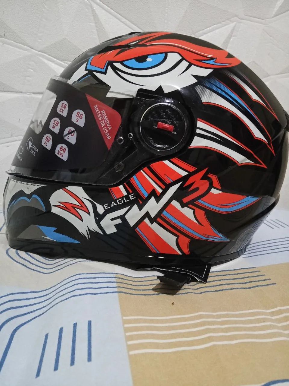 Capacete Eagle FW3 