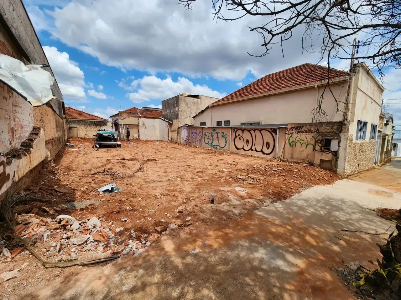 Lote/Terreno para venda possui 242 metros quadrados em Centro - Bauru - São Paulo