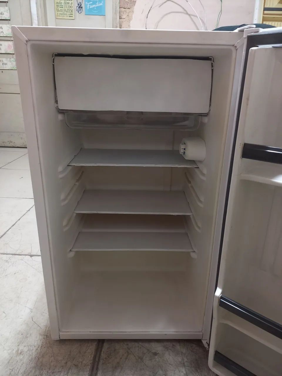 Frigobar 120 litros c/garantia conservado - Foto 2