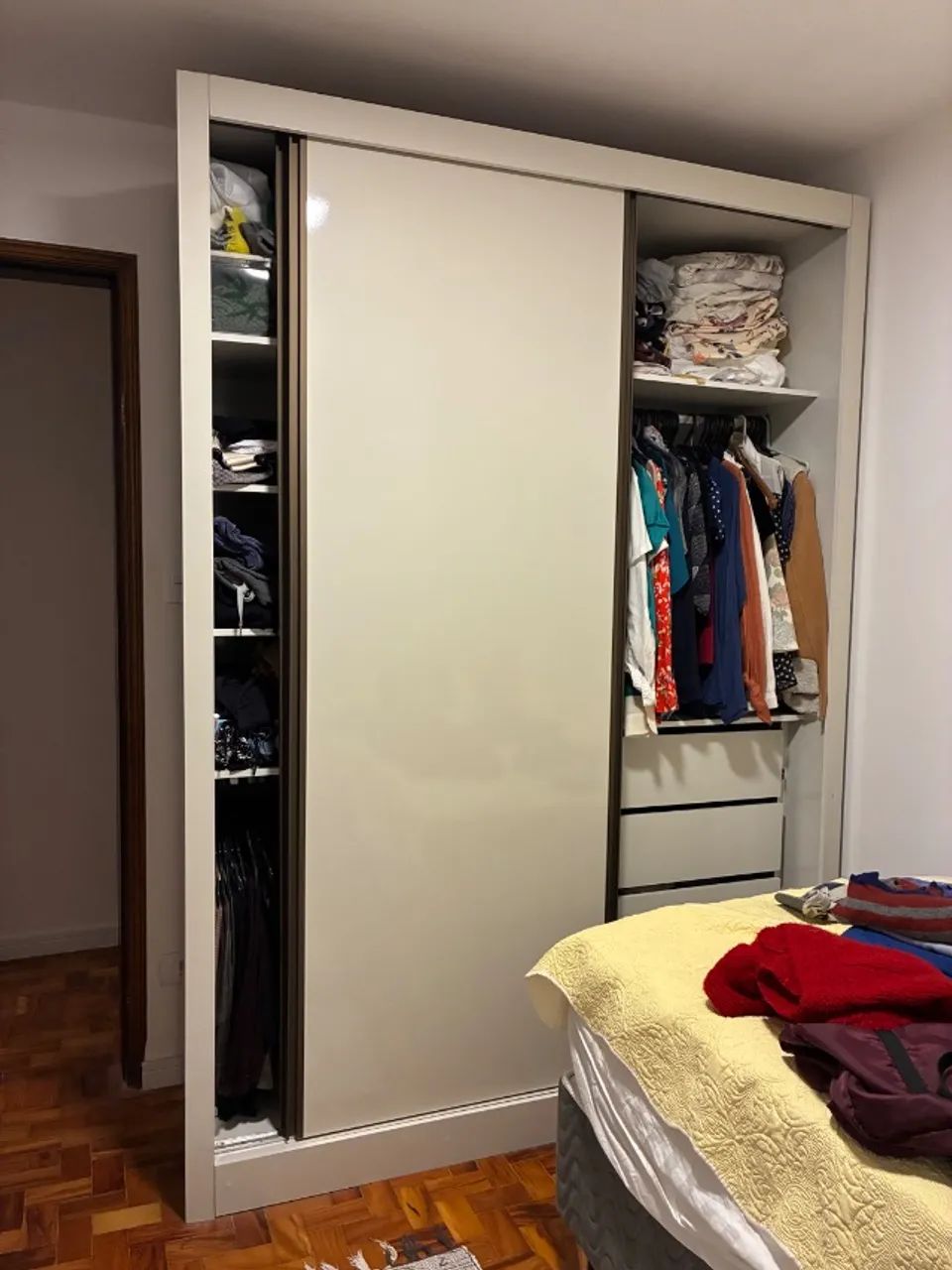 Guarda roupas - Foto 2