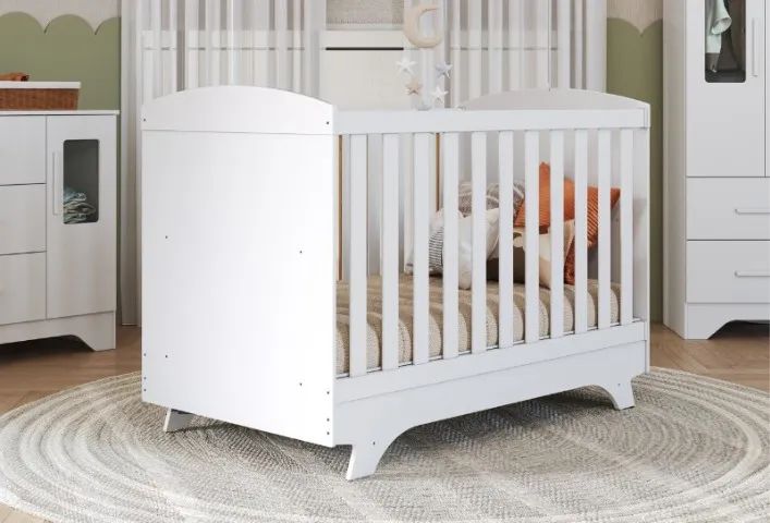 Berço Cama Cris Americano, 100% MDF - Peroba