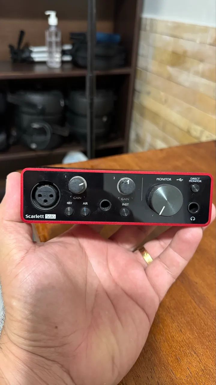 Interface Focusrite Scarlett Solo 3rd gen - Equipamentos e