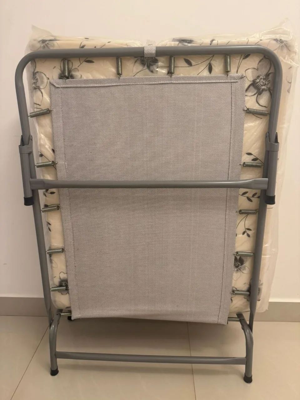 Cama dobrável