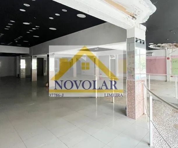 Salão Comercial para Locação em Limeira, Centro, 2 banheiros