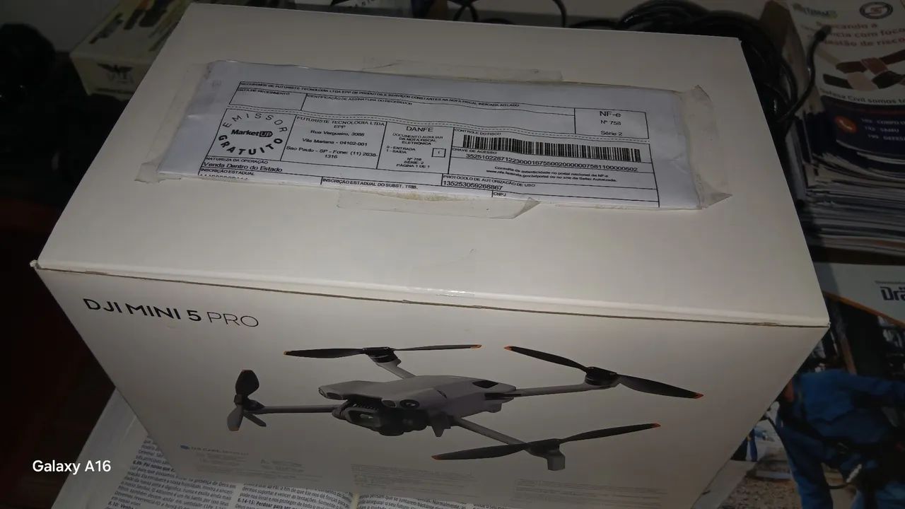 Drone DJI Mini 5 Pro Combo Fly M.  - Foto 4