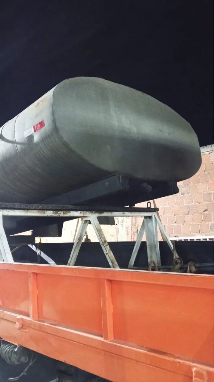 Pipa para caminhão aproximadamente 7500L - Foto 2