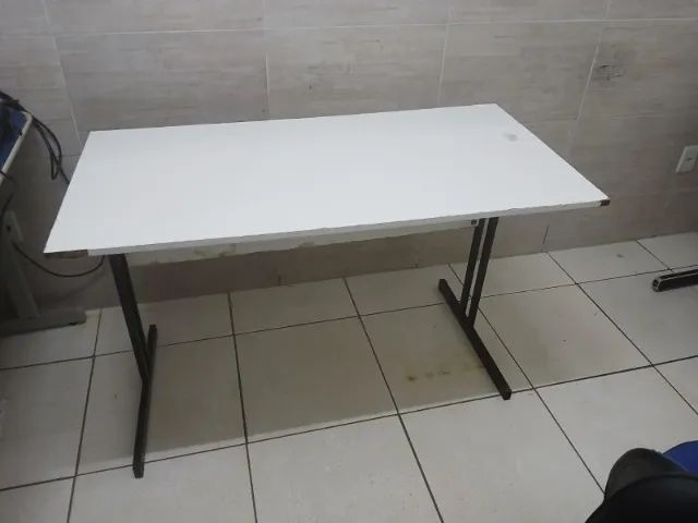 MESA PARA ESCRITÓRIO USADA 1,20X0,60 - Foto 4
